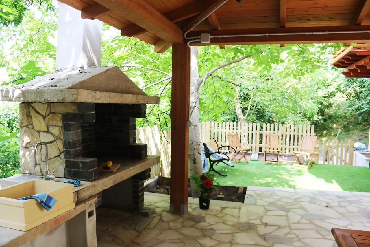Casa Vacanze Il Giardino - Appartamento Castagno Aritzo 0*,