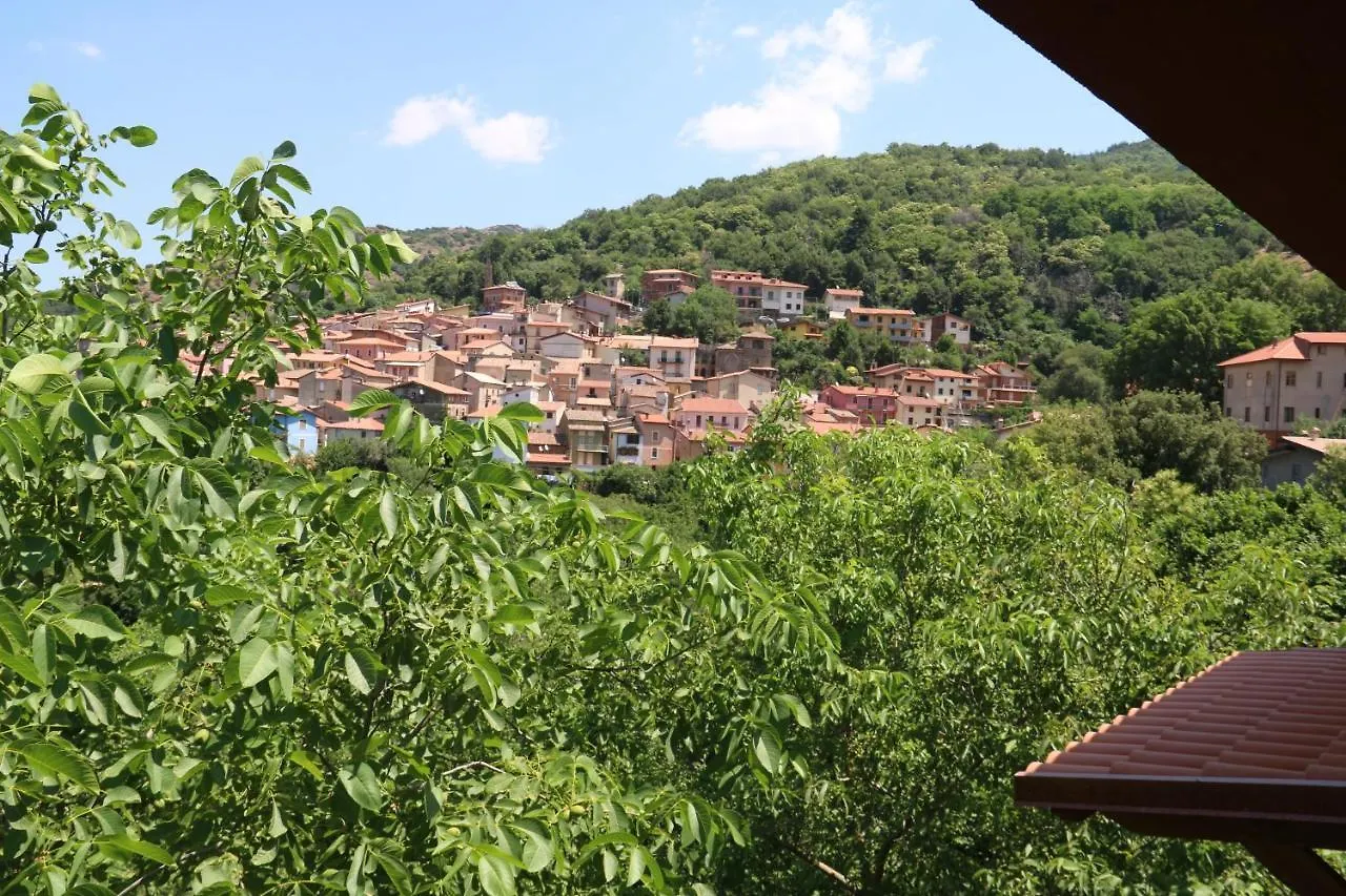 Casa Vacanze Il Giardino - Appartamento Castagno Aritzo 0*,